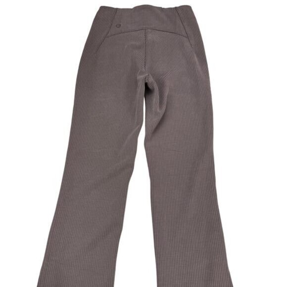 NWT LULULEMON Ribbed Softstreme Zip-Leg High-Rise Cropped Pant 25" Sz 0 Espresso - Picture 9 of 11